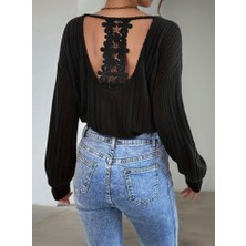 Kadın Uzun Kollu V Yakalı Pencere Sırt Dantel Detaylı Kalın Fitilli Kaşkorse Bluz