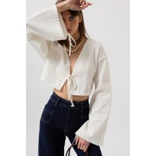 Bağlama Detay Uzun Kol Bluz