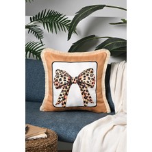 Leopar Kurdele Tasarımlı Saçaklı Kadife Kırlent Kılıfı - 43X43CM