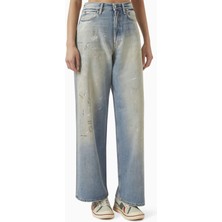 Açık Mavi Super Baggy-Fit Jean - %60 Pamuk, %40 Lyocell - Boya ve Lekeli Detaylar