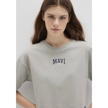 Mavi Kadın Gri Crop Tişört 1613411-70112 Kısa Kol Günlük Stil Logo Baskılı Örme Malzeme