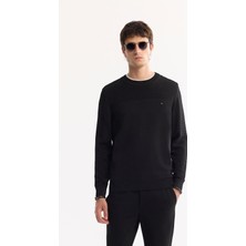 AVVA Erkek Siyah Bisiklet Yaka Rayon Tüylenmeyen Dokulu Triko Regular Fit Kazak A52Y5018