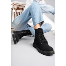 Ek 17 Kadın Postal Bot