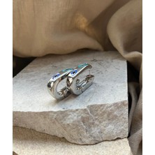 Gümüş Renkli Gözlü Oval Küpe