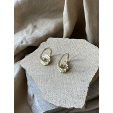 Altın Renkli Daireli Gözlü Küpe