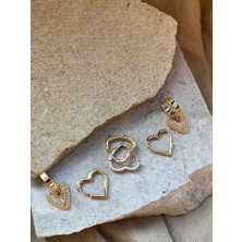 Altın Renkli Kalpli Taşlı Altılı Küpe