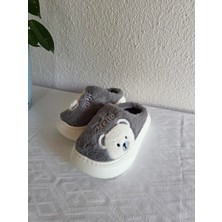 Kadın Ayıcık Desenli Rahat Peluş Ev Terliği 25BNT132