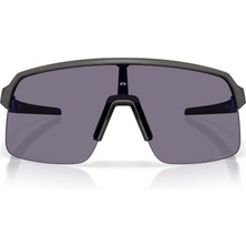 Oakley 0OO 9463 946369 39 Unisex Güneş Gözlüğü