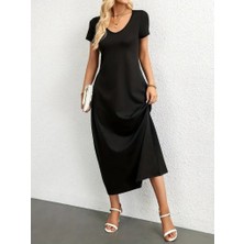 Kadın Kısa Kollu Yakası Yuvarlak Cepli Viskon Elbise