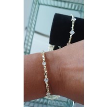 Kalın Yıldız Taşlı Gold Renk Bilezik