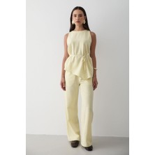 Jaste Kadın Keten Bisiklet Yaka Yelekli Kuşaklı Pantolon Takım SARI