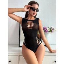 Kadın Sıfır Kol Göğüs, Sırt ve Yanları Kesik Detay Çıtçıtlı Viskon Bodysuit