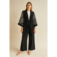 44802 Kolları Çiçek Detaylı Tüllü Boncuklu Önü Krauze Yaka Kimono Tarzı Pantolonlu Şık Takım #03-25#