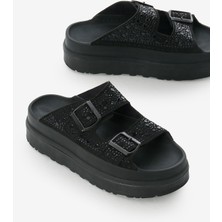 Kadın Siyah Yüksek Poli Taban Taşlı Çift Bantlı Tokalı Terlik