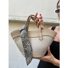 Holly Eşarp Detay Bej Süet Çanta