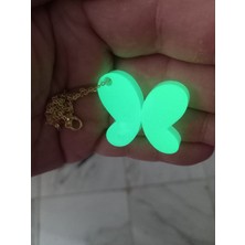 Karanlıkta Parlayan Fosforlu Gold Renk Metal Zincirli Kelebek Şekilli Kolye