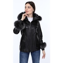 Hakiki Deri Yakası ve Kolları Kürklü Siyah Kadın Deri Ceket