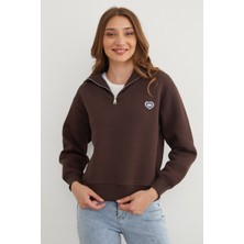 3 Iplik Kalp Nakışlı Yarım Fermuarlı Sweatshirt