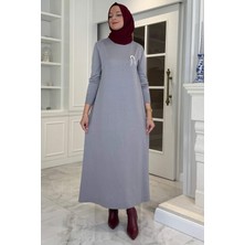 Gözde Broşlu Triko Elbise Gri