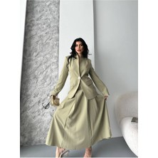 Gold Düğmeli Etekli Takım