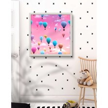 Uçan Balonlar Tablo, Rengarenk LED Tablo – 60X60 cm | Sıva Üstü Montajlı, Tak-Çalıştır Sistem