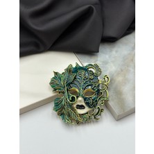 Yeşil Tasarım Yüz Maskesi Makseli Balo Broş Yaka Iğnesi