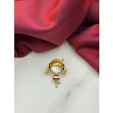 Sarı Saçlı Kullaklı Müzisyen Kız Broş Yaka Iğnesi Meslek Broşu