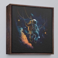 SONIKON LINE Çerçeveli Dekoratif Kanvas Tablo, Uzayda Sallanan Astronot TABLOSU-8312