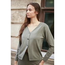 Kadın Esnek Ipeksi Modal Kumaş V Yaka Uzun Kol Düğmeli Ceket-Haki