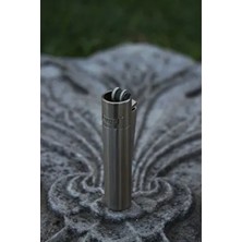 CLİPPER Mat Gümüş Taşlı Çakmak Premium Tasarım ile Taşınabilir Rüzgar Geçirmez Özellik