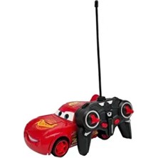 Cars Şimşek Mcqueen Uzaktan Kumandalı Arabaya Dönüşen Robot Araba Şimşek Mcqueen Araba