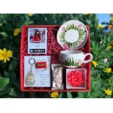 Marmori Kırmızı Papatya Desenli Fincan Takımı El Yapımı Seramik Hediye Seti ile Sevdiklerinizi Mutlu Edin