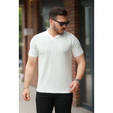 Erkek Yakalı Çizgi Desenli Kısa Kollu Tişört
