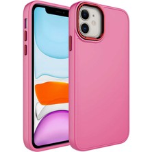 iPhone 11 Uyumlu Metal Çerçeve ve Buton Tasarımlı Silikon Ecrz Luna Kapak-Pembe