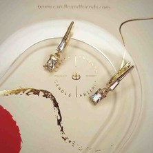 Xuping Zirkon Taşlı Gold Dikdörtgen Taş Sallantılı Küpe