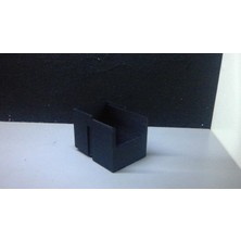 Byr Kilitli Konteyner (Sadece Plastik Aparattır!!!) 3D