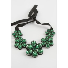 Papatya Taşlı Yaka Kolye