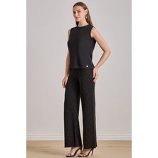 Düz Kesim Siyah Triko T-Shirt