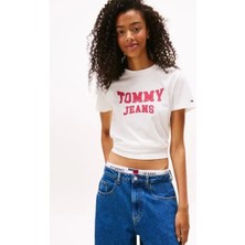 Tommy Jeans Tjw Normal Kesim Kolej Stili Kadın T-Shirt DW0DW21966YBL