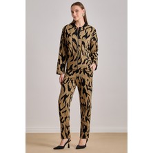 Bilekte Boy Çok Renkli Jakarlı Pantolon