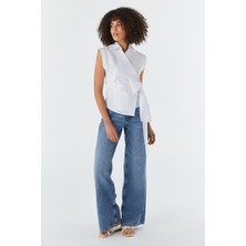 Yanı Bağlamalı Kolsuz Bluz Beyaz