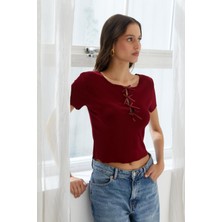 Önü Kurdele Detaylı Crop Bluz Bordo