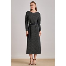 Bilekte Boy Siyah Simli Elbise