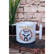 I Need More Space Uzay Temalı Astronot Mottosu Hediye T Kulplu Latte Fincanı Kupa Bardak