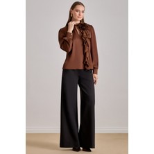 Dökümlü Kahverengi Saten Bluz