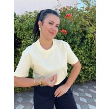 Dilvin Sarı Dekoratif Yaka Premium Tişört