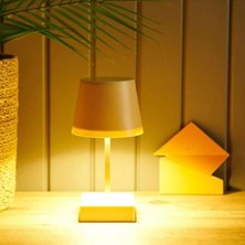Dokunmatik Modern Masa Üstü Gece Lambası Beyaz Dekoratif Modern Şarjlı Kablosuz LED Işık