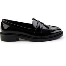 Siyah  Kadın Loafer Ayakkabı K01216100198