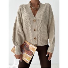 Kadın 4 Düğmeli Triko Hırka