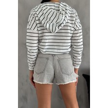 Kadın Kapüşonlu Yarım Fermuar Ince Çizgili Sweatshirt